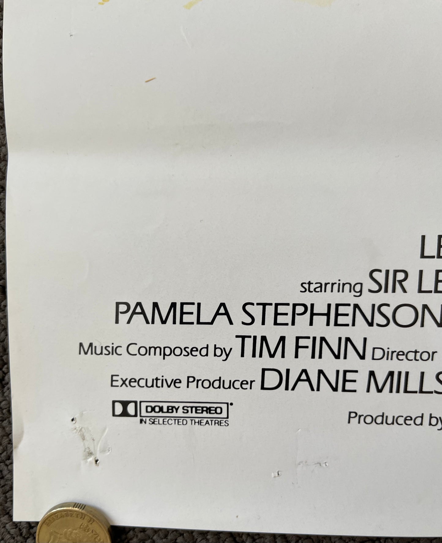 Les Patterson Saves The World (1987) - Daybill